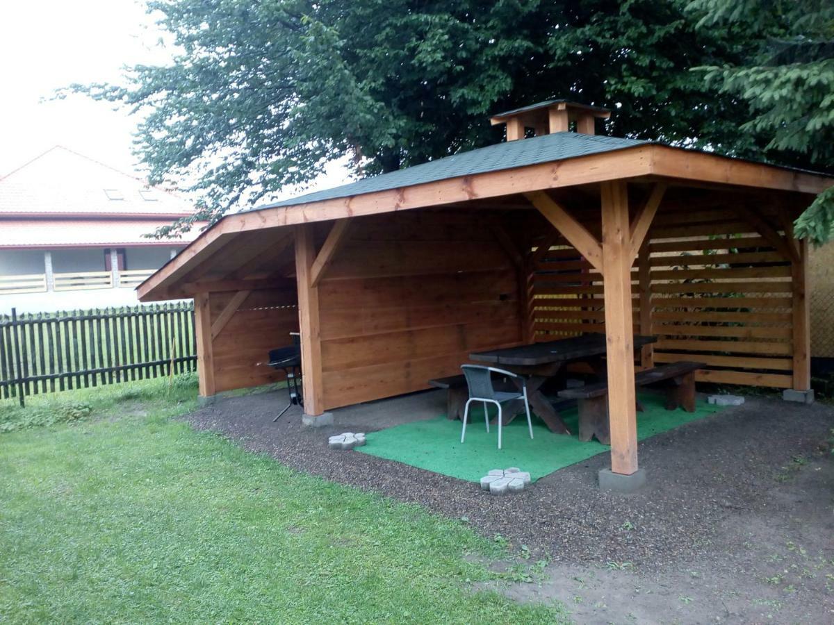 U Halinki Villa Uherce Mineralne Buitenkant foto